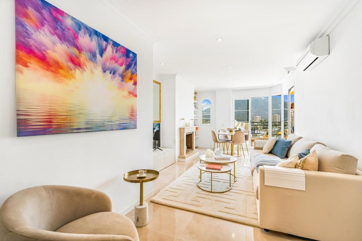 Apartment Amazing With Sea View In Puerto Banus