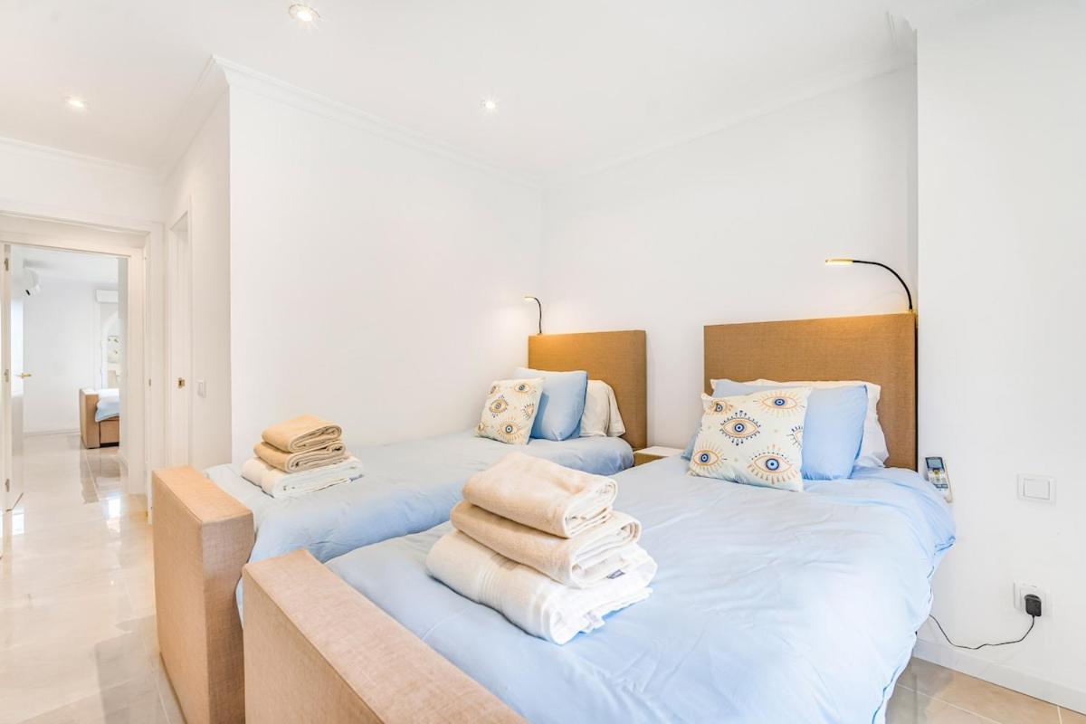 Apartment Amazing With Sea View In Puerto Banus *