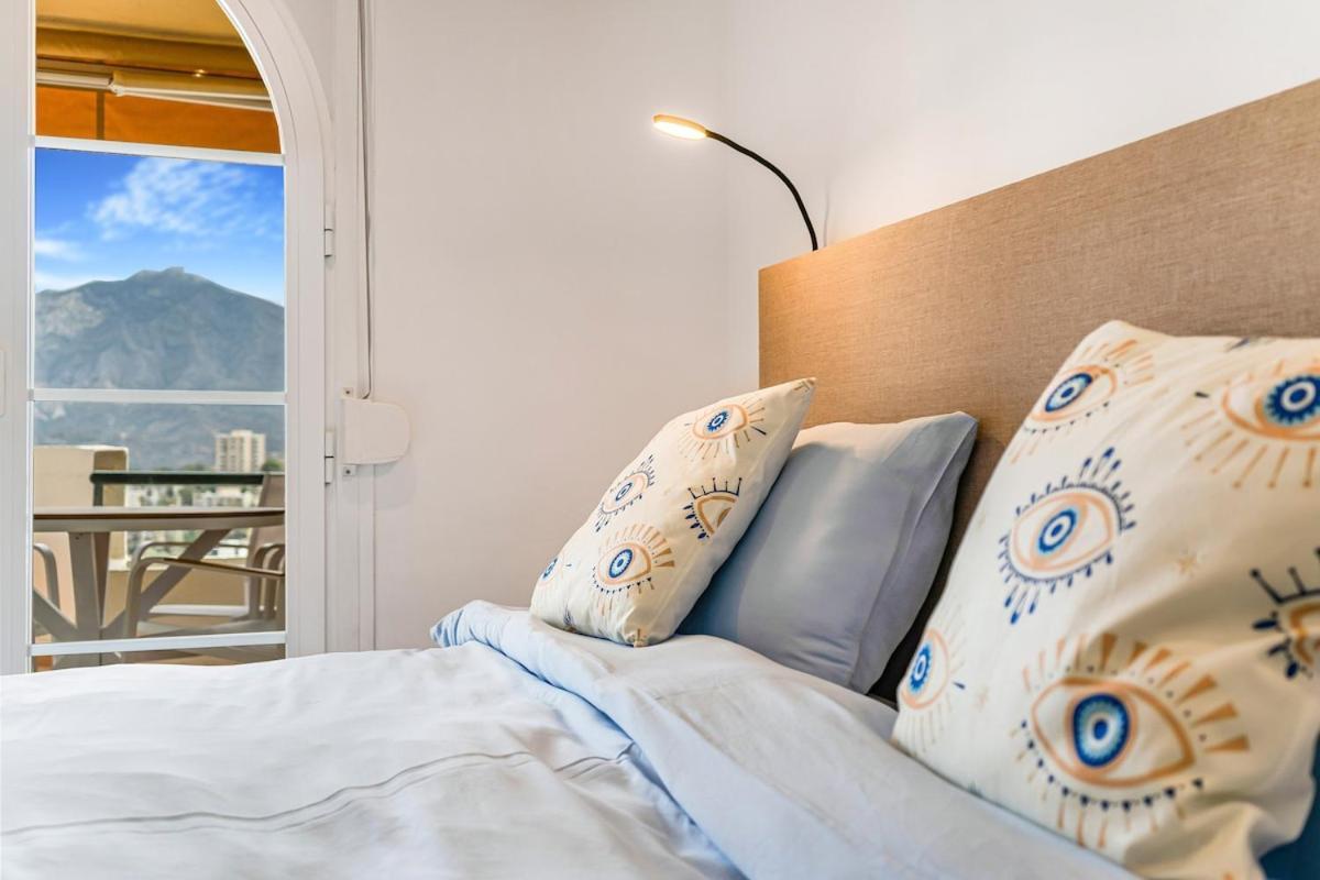 Amazing With Sea View In Puerto Banus Apartment Marbella