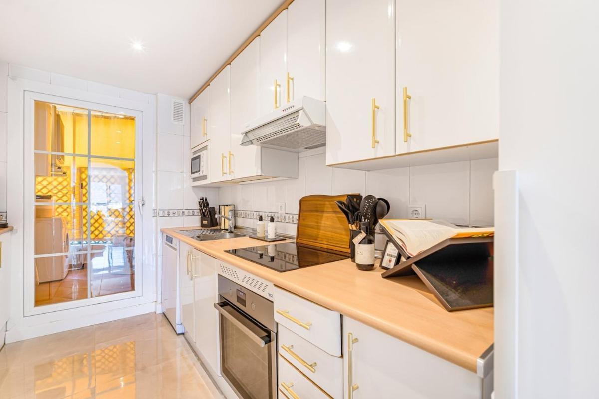 Apartment Amazing With Sea View In Puerto Banus *