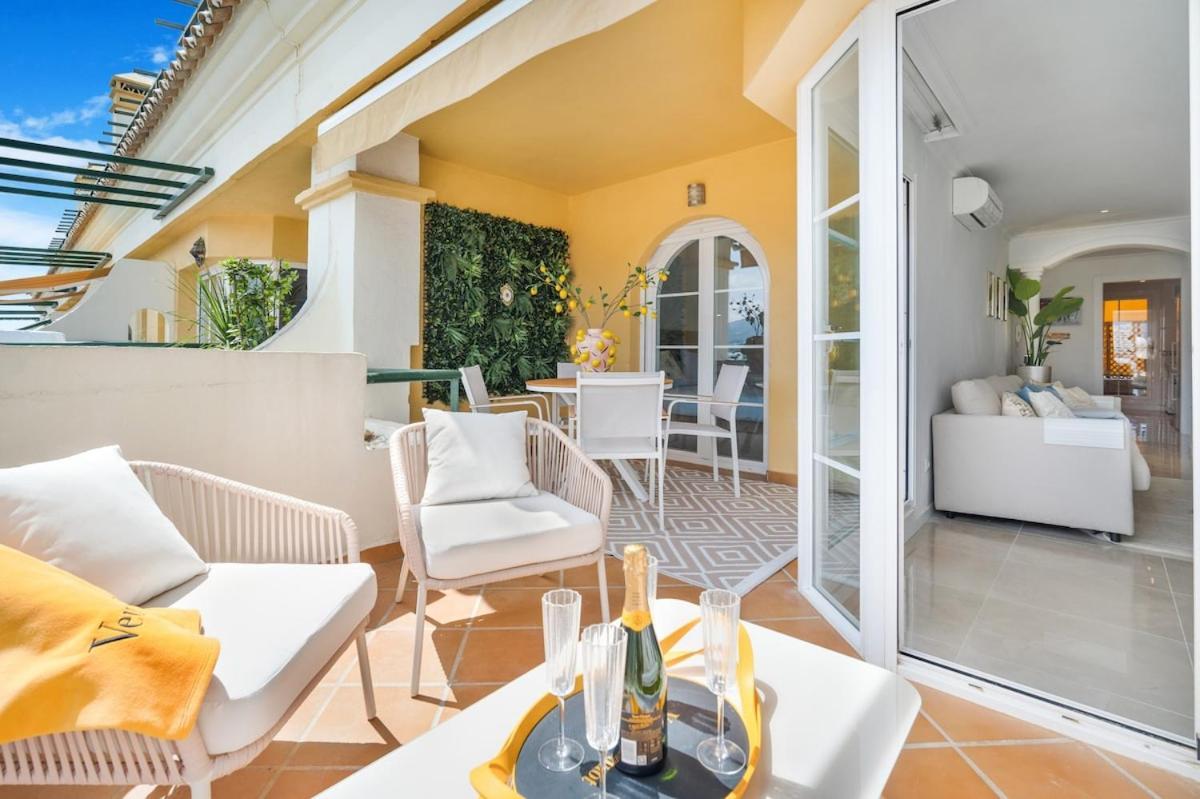 Apartment Amazing With Sea View In Puerto Banus Marbella